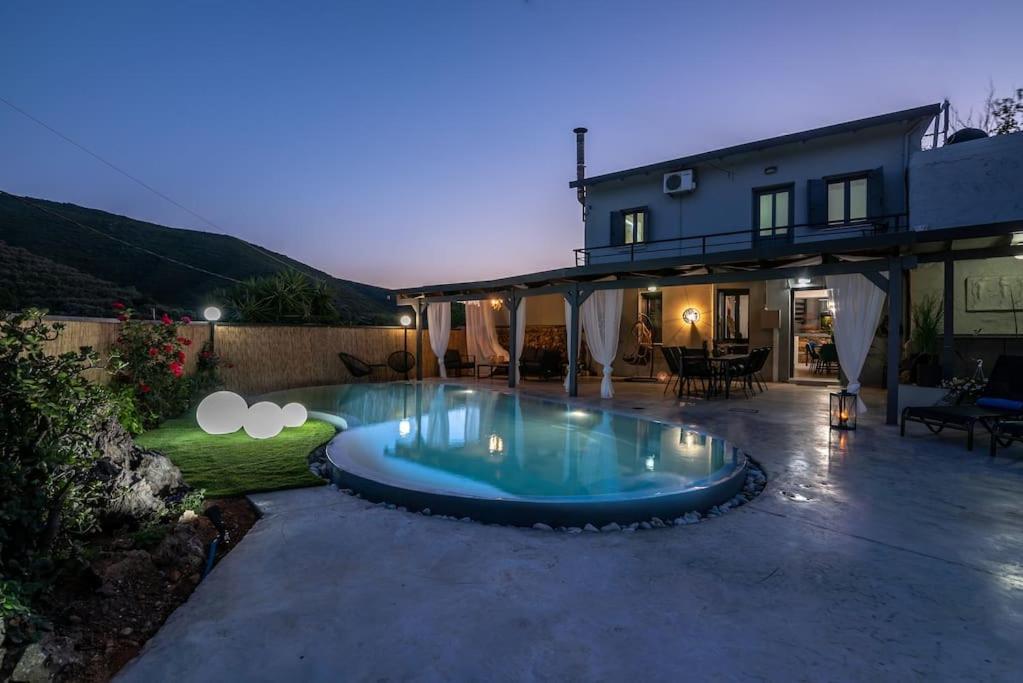 Вілла Casa Del Miele, Private Pool, Bbq, Mountain View. Alikianos Екстер'єр фото